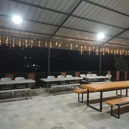 Villa Chacha At Macarena, Megamendung Εξωτερικό φωτογραφία