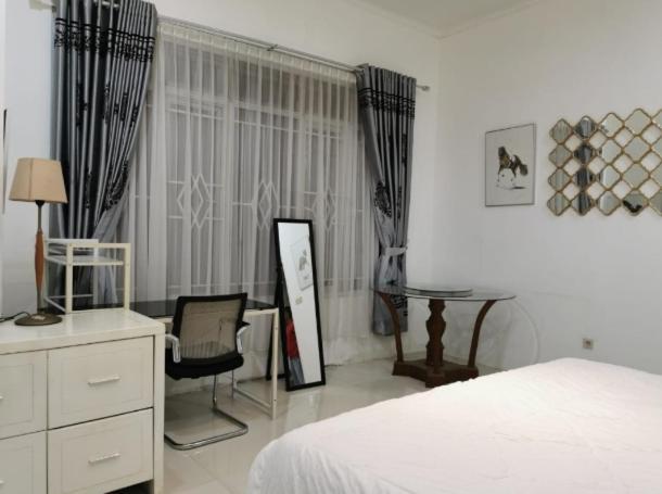 Villa Chacha At Macarena, Megamendung Εξωτερικό φωτογραφία