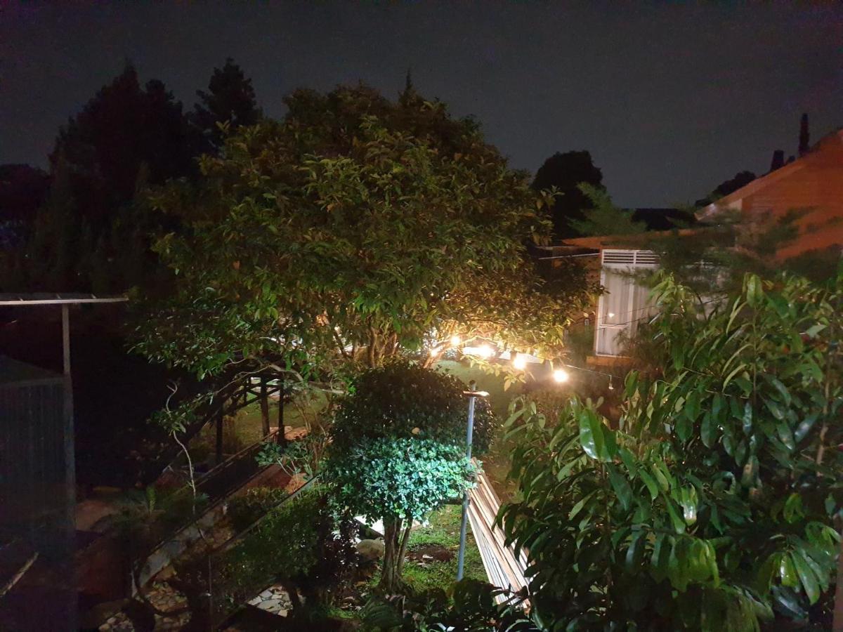 Villa Chacha At Macarena, Megamendung Εξωτερικό φωτογραφία