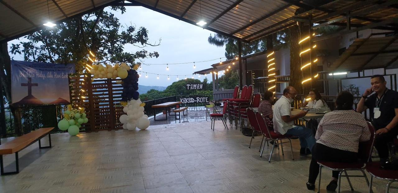 Villa Chacha At Macarena, Megamendung Εξωτερικό φωτογραφία